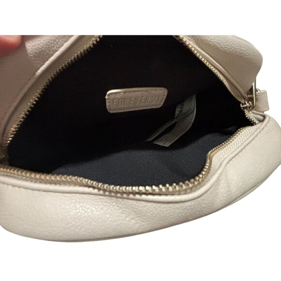 Forever 21 Quilted Studded Crossbody Bag With Chain Strap - Picture 6 of 10